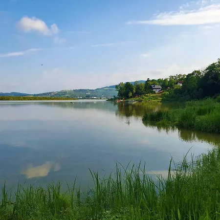 Dom Nad Jeziorem Roznowskim * Tegoborze