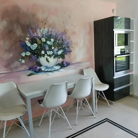 Ferienhaus Dom Nad Jeziorem Roznowskim Tegoborze