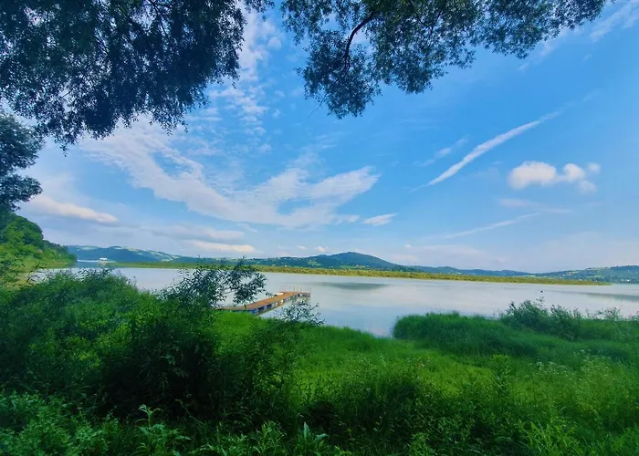 Dom Nad Jeziorem Roznowskim Tegoborze