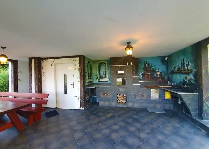 Dom Nad Jeziorem Roznowskim * Tegoborze