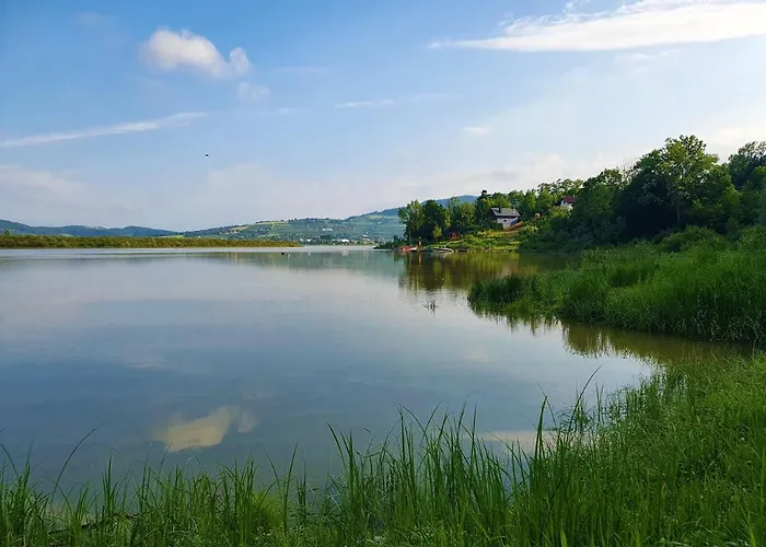 Dom Nad Jeziorem Roznowskim * Tegoborze