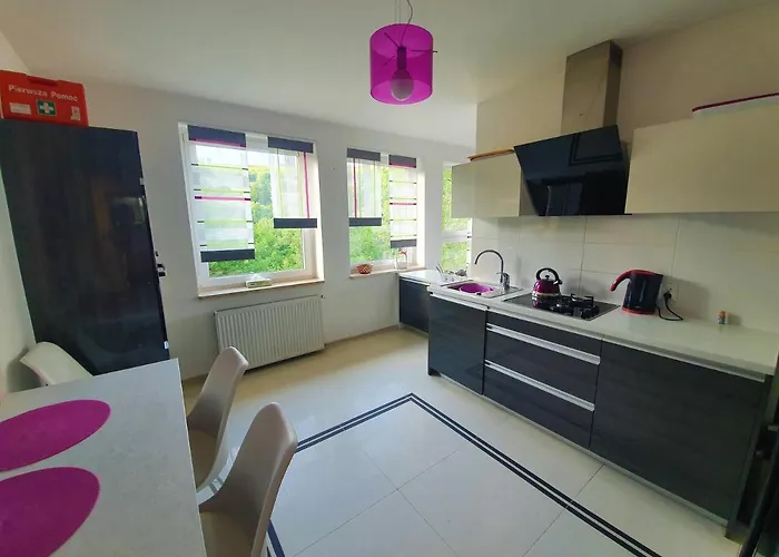 Dom Nad Jeziorem Roznowskim * Tegoborze